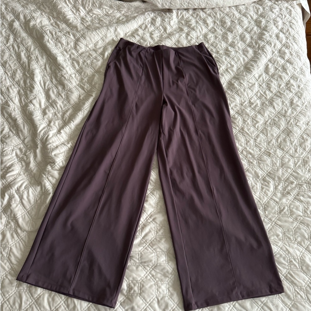 EUC Old Navy High-Waisted Powersoft Wide Leg Pants in Dusty Plum size XL